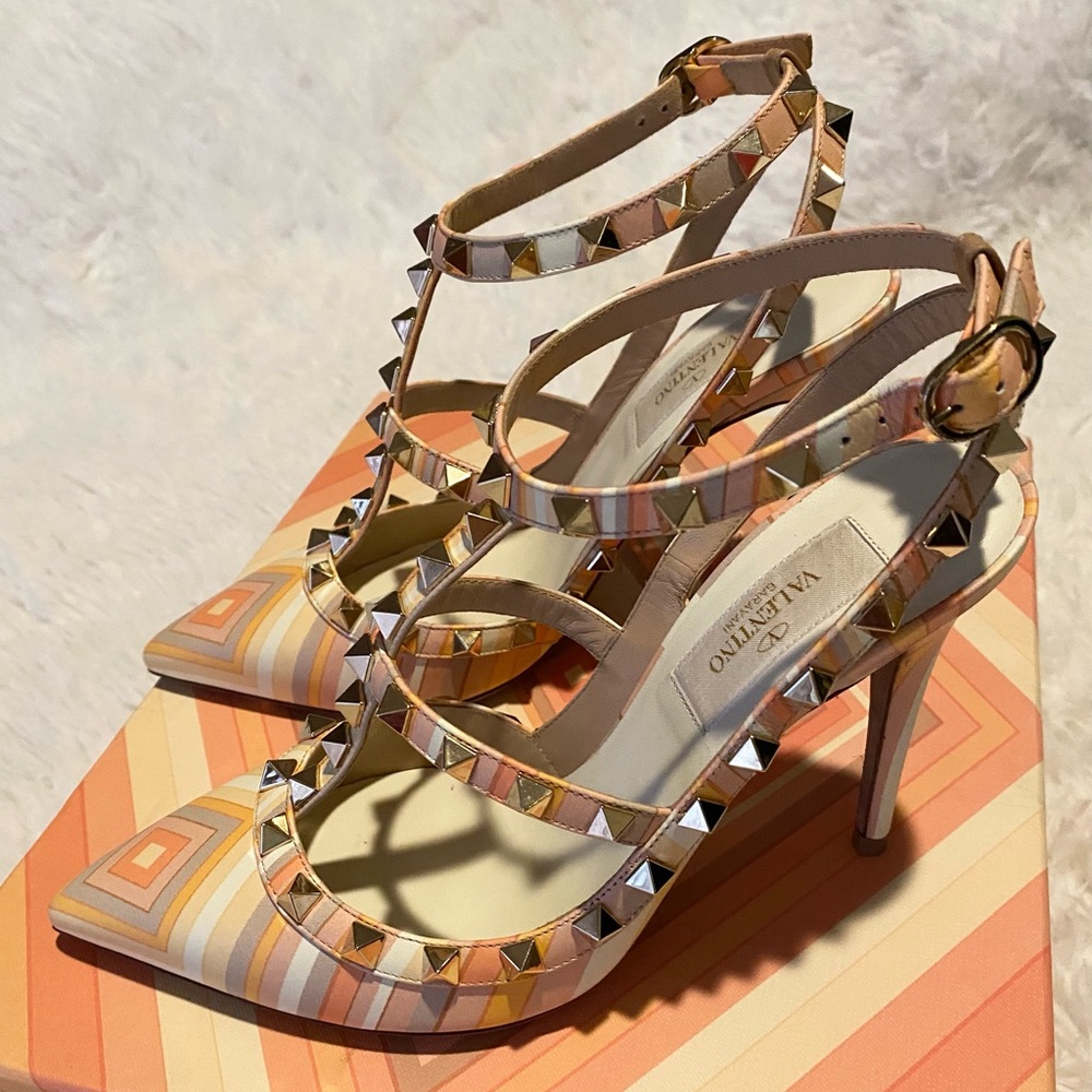 ❌ SOLD ❌ Valentino Garavani Rockstud MultiColor Ankle Strap